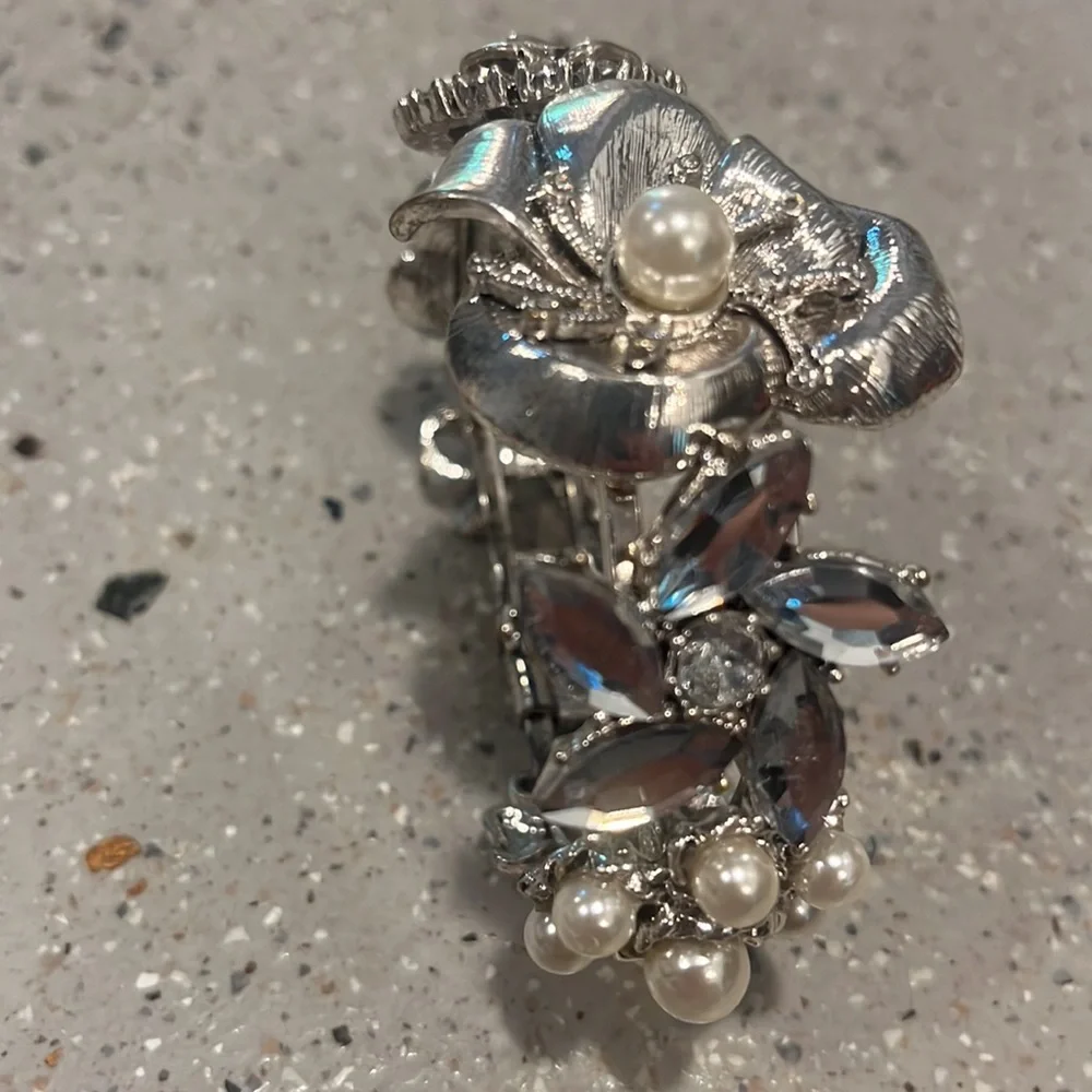 SILVER TONE FLORAL CUFF BRACELET WITH FAUX PEARLS AND RHINESTONES